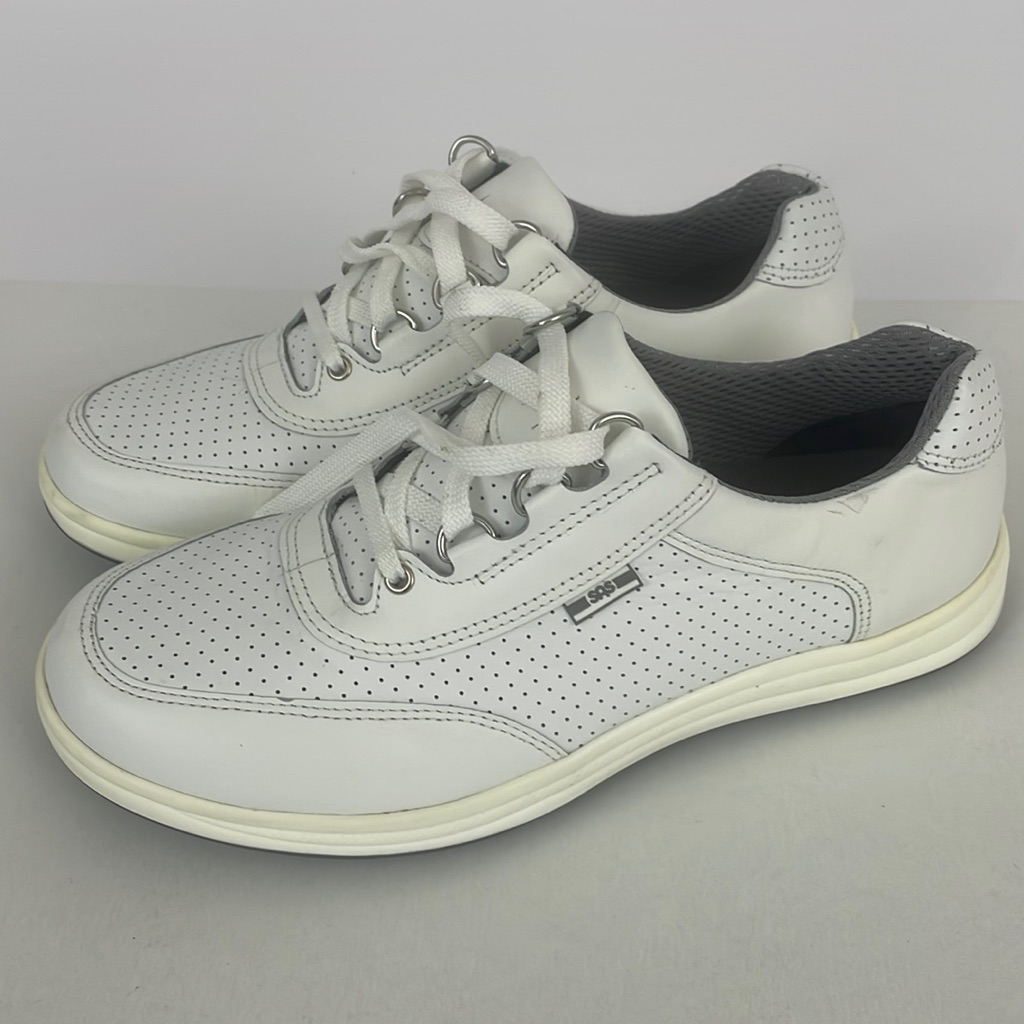 Woman’s Sas Sporty White Perf Sneakers 7.5w